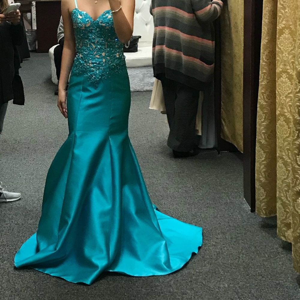 Turquoise Sequence Dress ! Prom, formal events